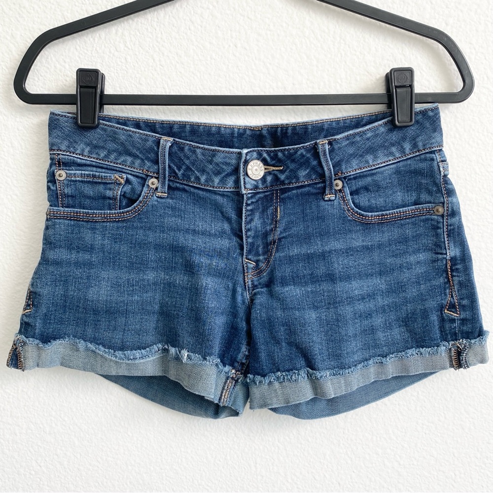 Express Women's Low Rise Dark Wash Rolled Hem Denim Shorts